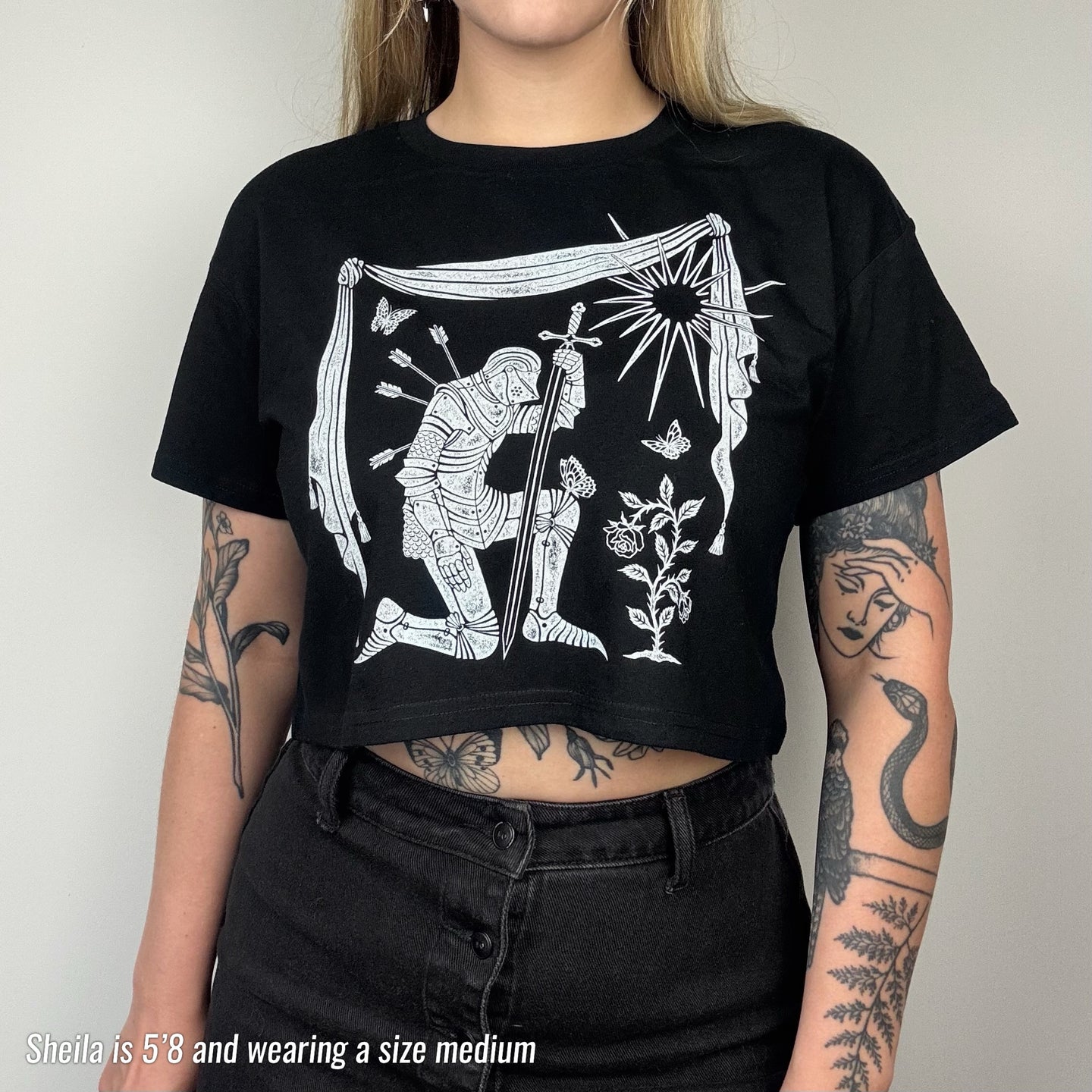 Kneeling Knight Crop Tee
